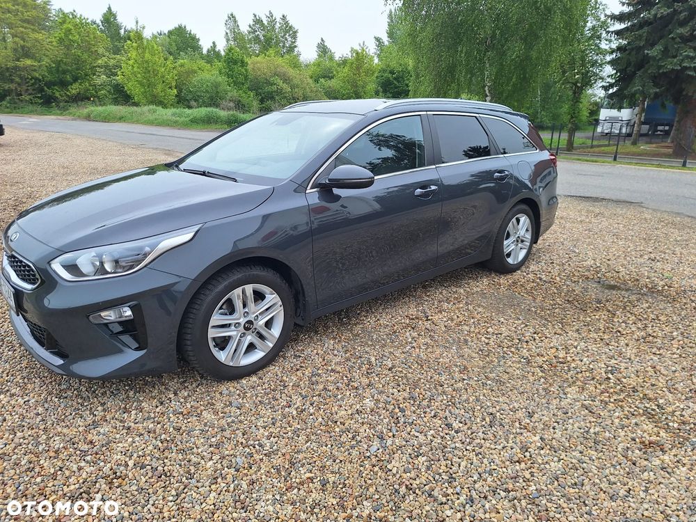Kia Ceed 1.5 T-GDI DCT7 OPF Vision - 6