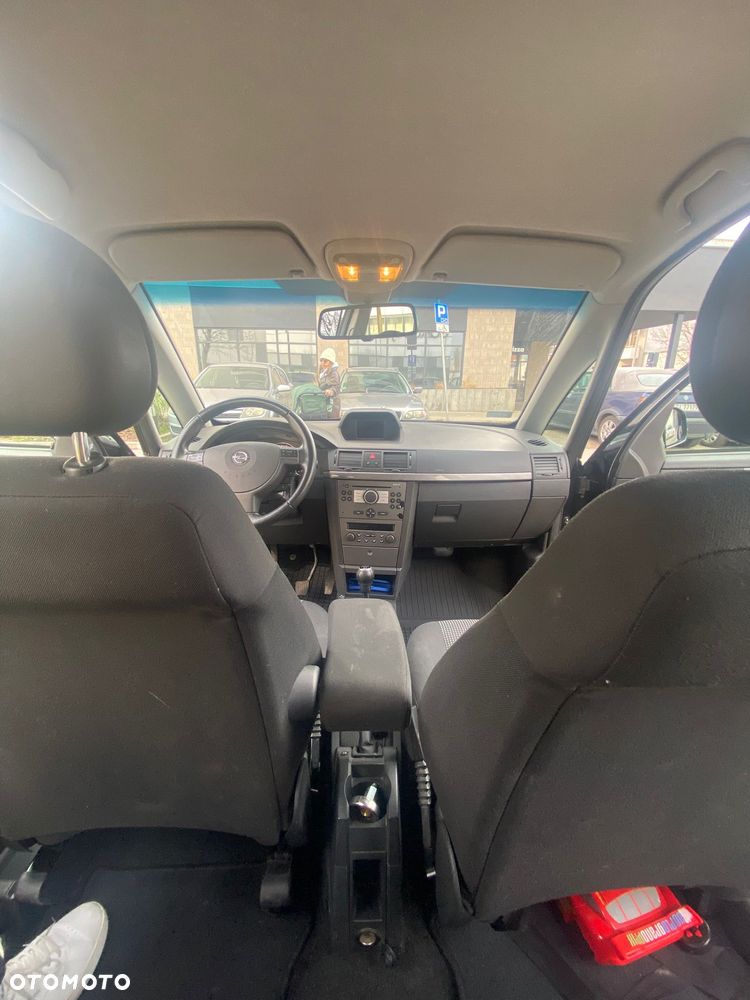 Opel Meriva - 8