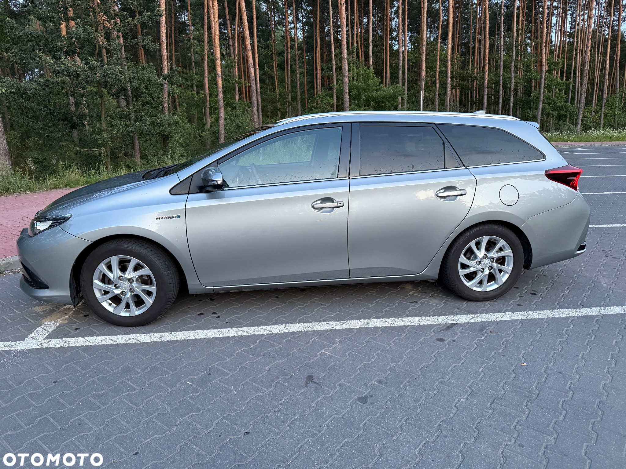 Toyota Auris - 2