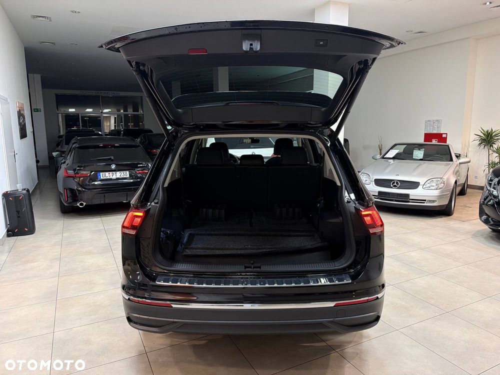 Volkswagen Tiguan - 40