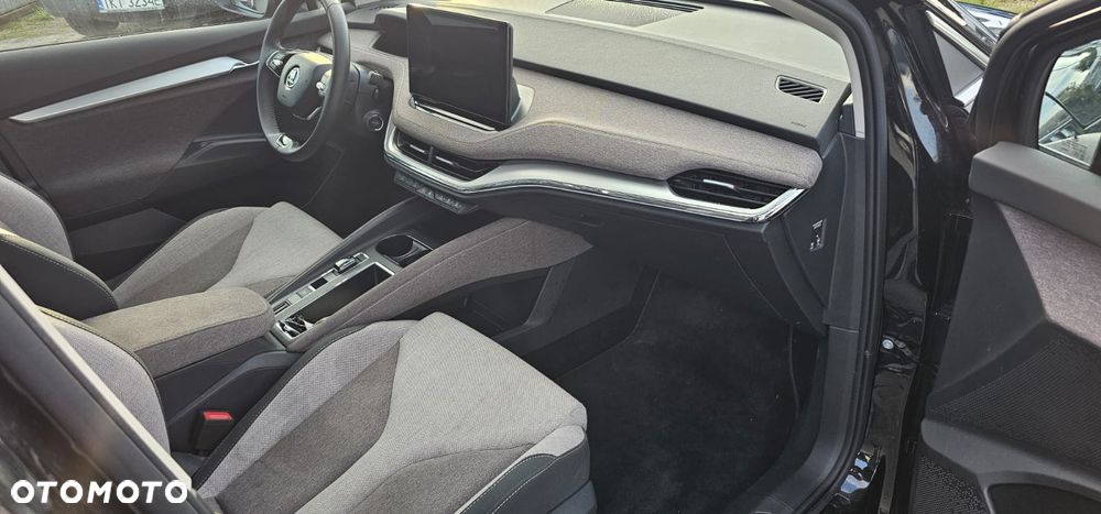 Skoda Enyaq 60 62kWh Founders - 16