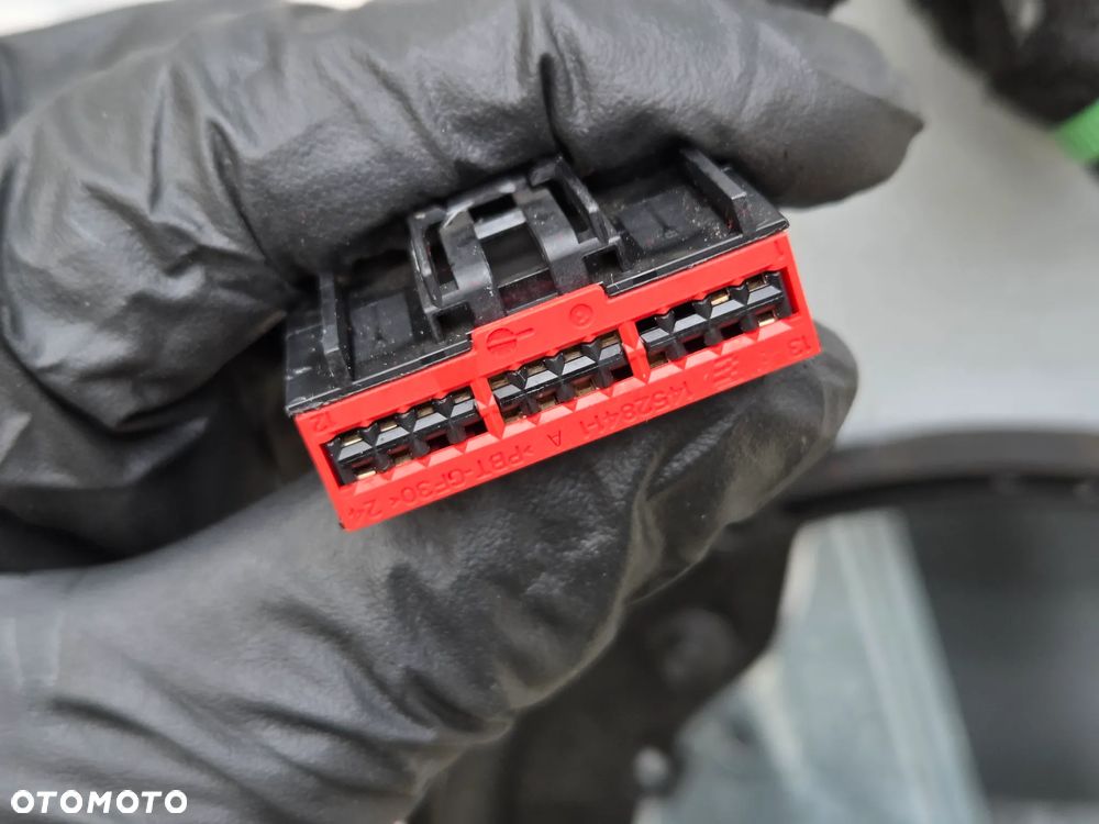 DRZWI LEWE PRZOD  FORD KUGA MK2 LIFT VIGNALE  KOLOR AD - 19