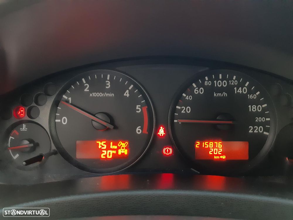 Nissan Navara 2.5 dCi CD LE - 20