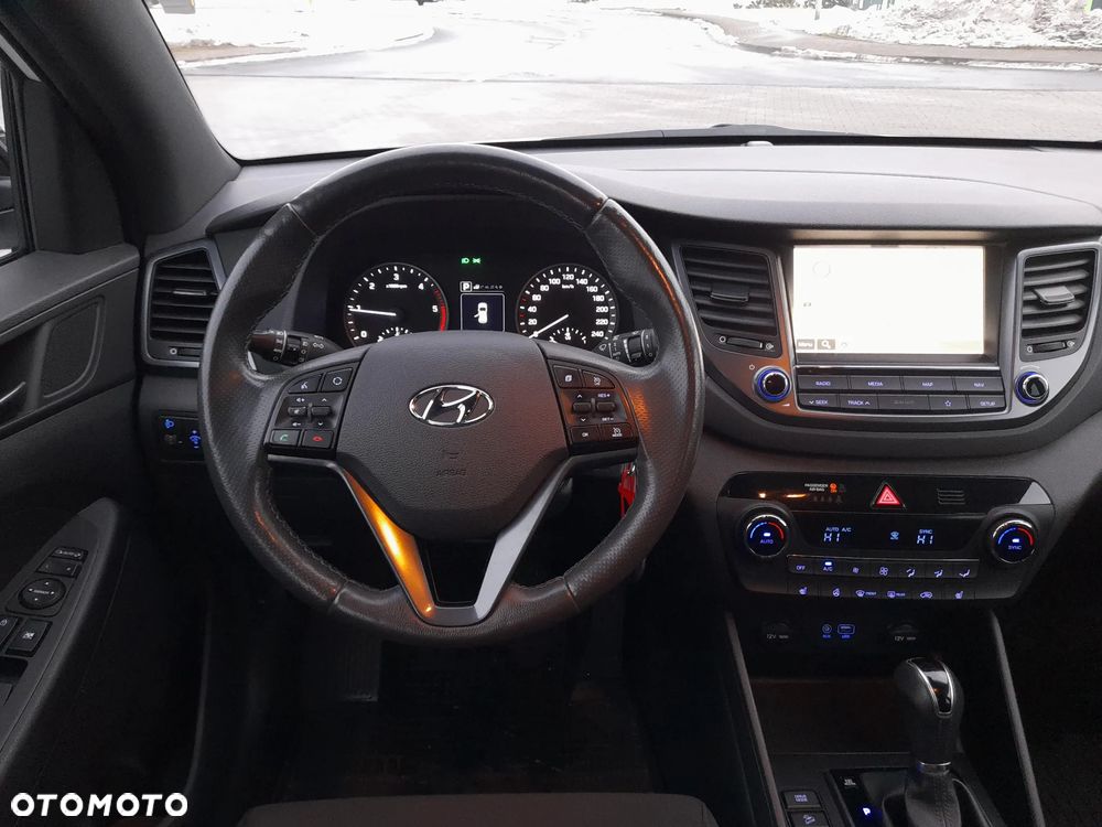 Hyundai Tucson 1.7 CRDI BlueDrive Comfort 2WD DCT - 13