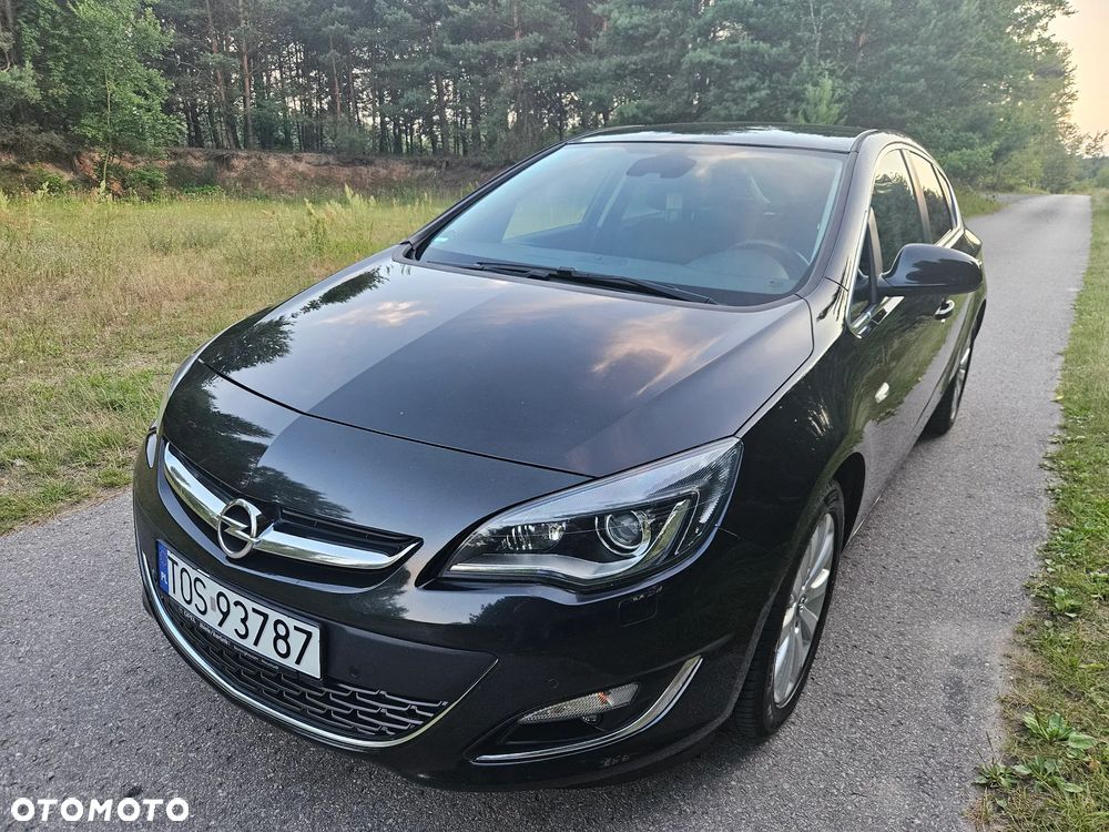 Opel Astra 2.0 CDTI Exklusiv - 14