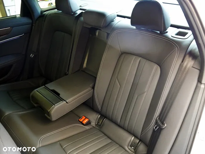 Audi A6 - 33