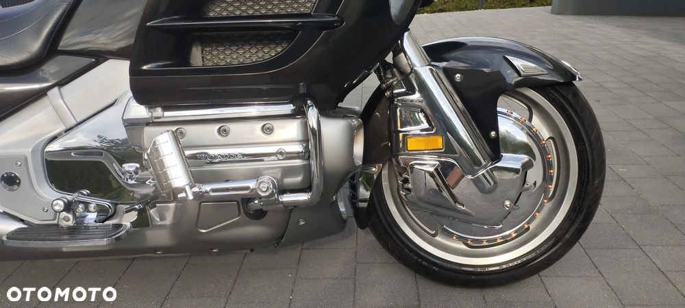 Honda GL - 23