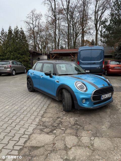 MINI Cooper Standard - 3