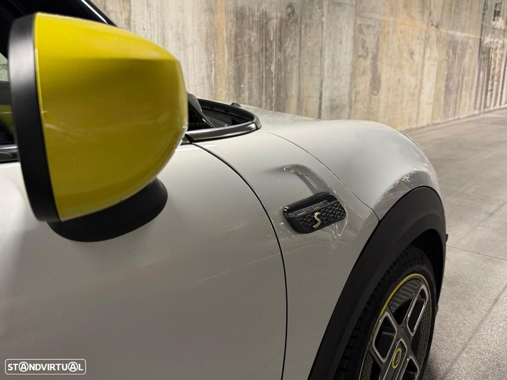 MINI 3 Portas Cooper SE Yours - 10