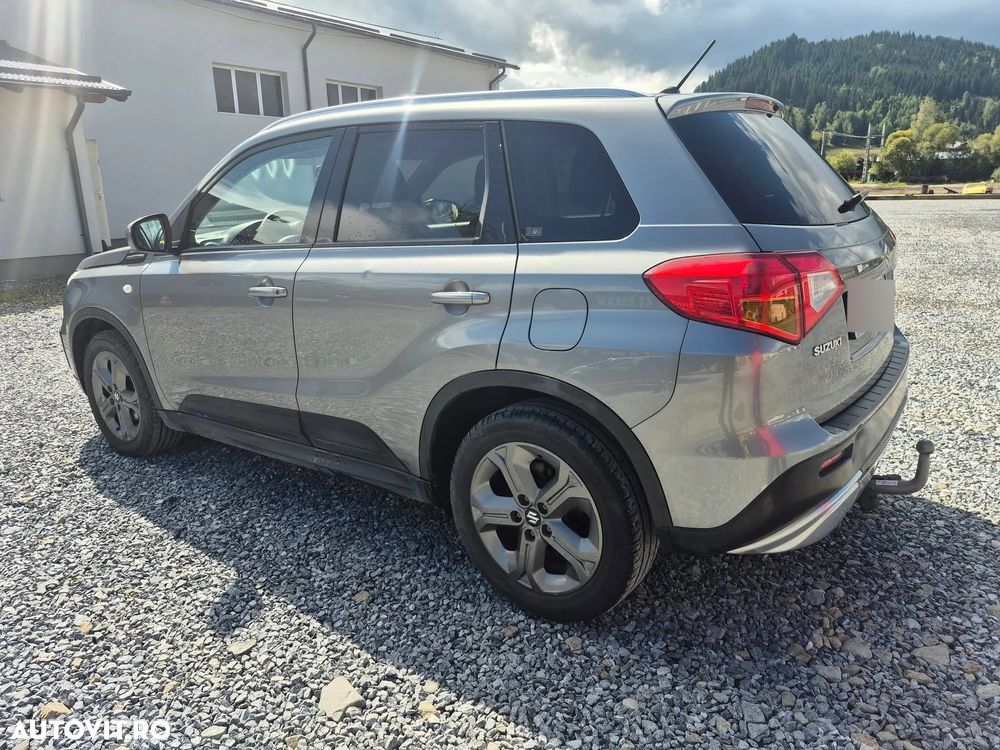 Suzuki Vitara - 6