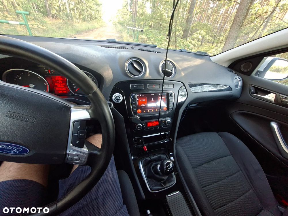 Ford Mondeo 2.0 TDCi Silver X - 9