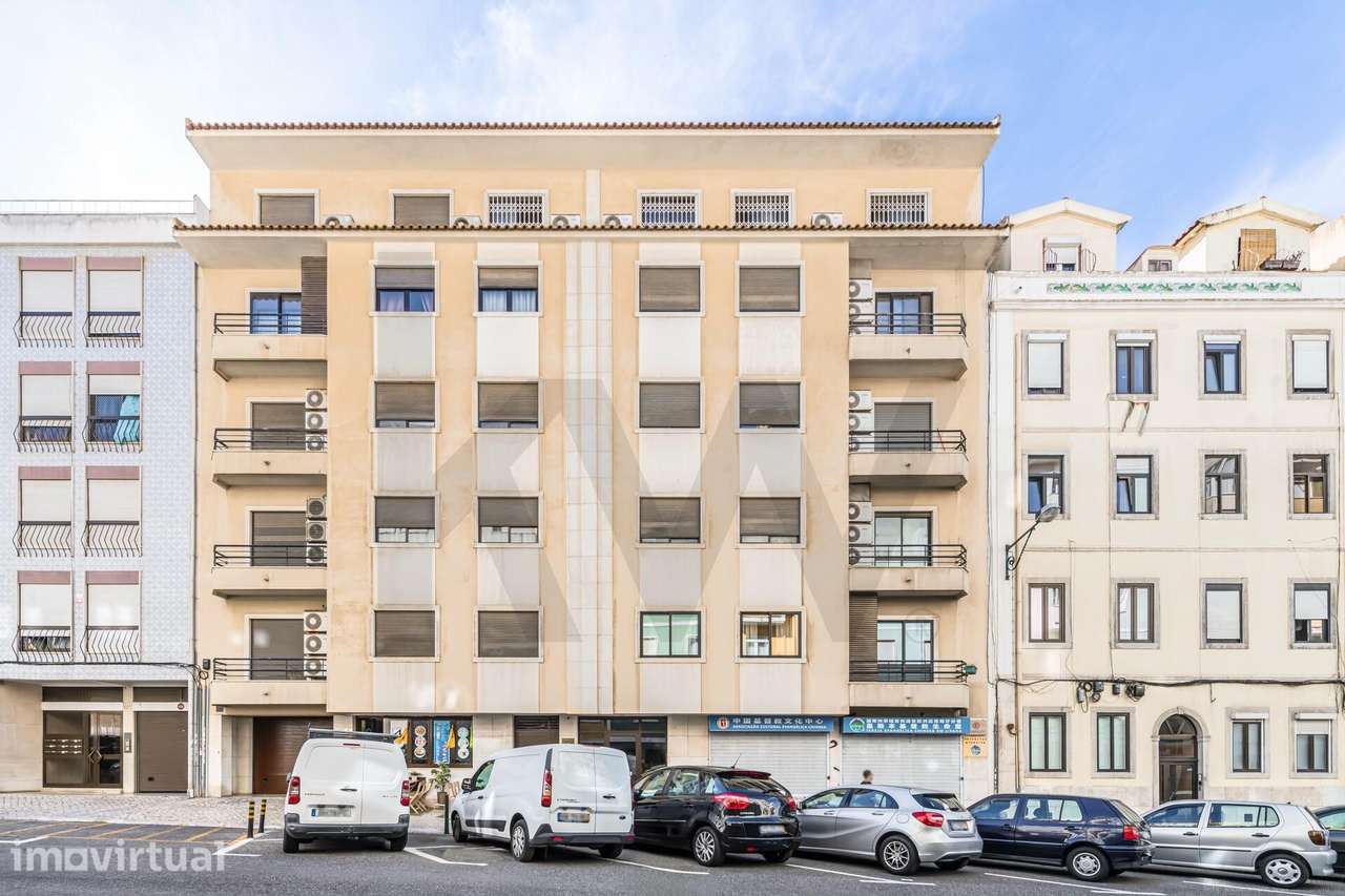 Apartamento T4 | 155 m2 | Arroios | Lisboa | 875.000 € - Grande imagem: 2/27