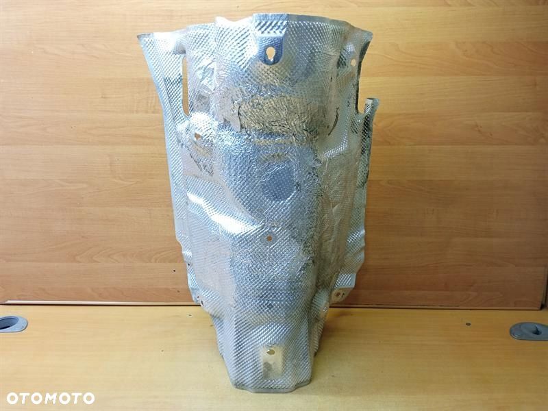 OSŁONA TERMICZNA AUDI A8 S8 D4 4.0 TFSI 4H0825661E - 3