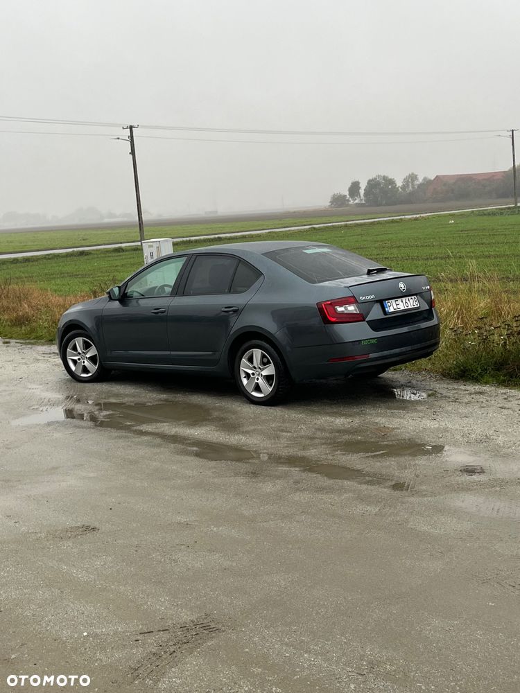 Skoda Octavia 1.5 TSI ACT Ambition - 5
