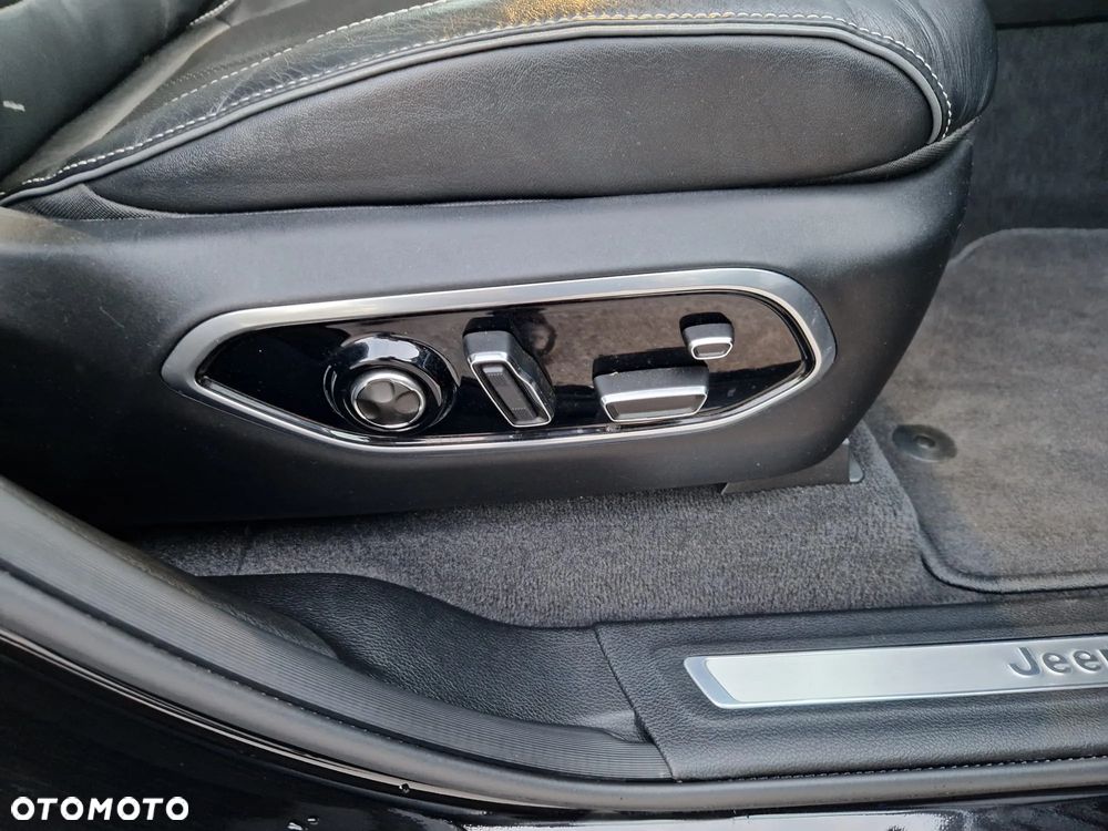 Jeep Grand Cherokee 3.6 V6 Overland EU6 - 30