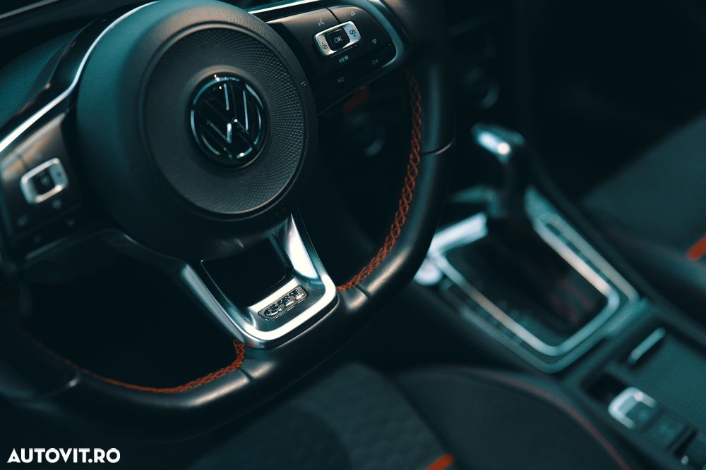Volkswagen Golf 2.0 TSI DSG GTI Performance - 9