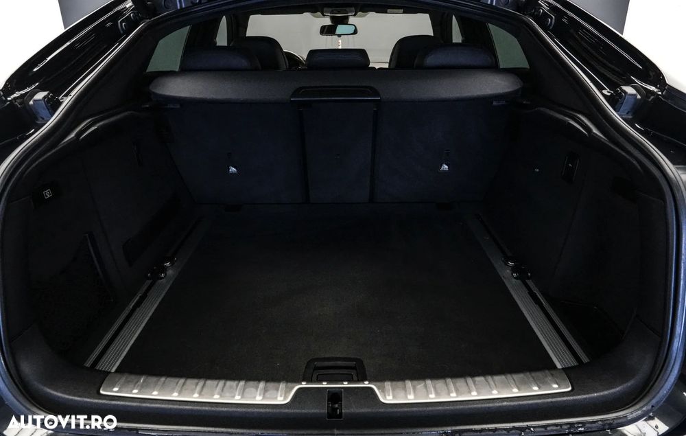 BMW X6 xDrive50i - 29