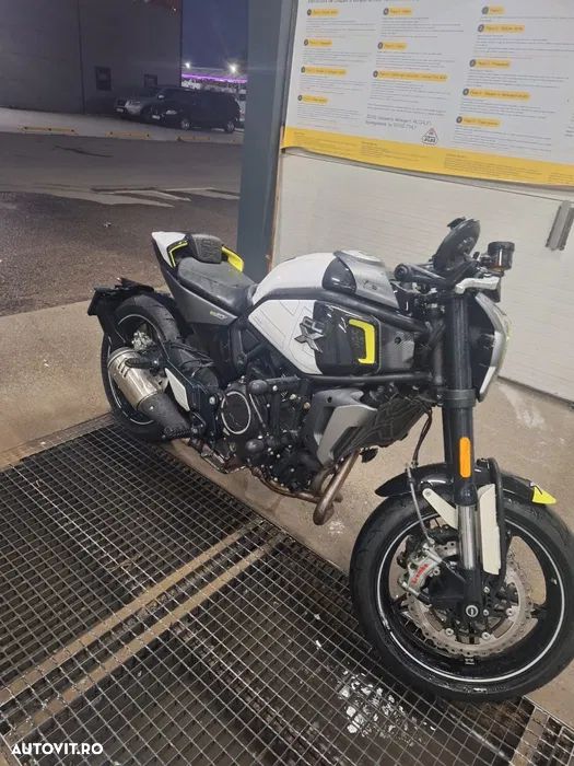 CF Moto 700CL-X Heritage - 6