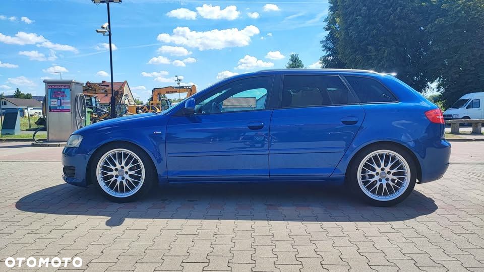 Audi A3 Sportback - 13