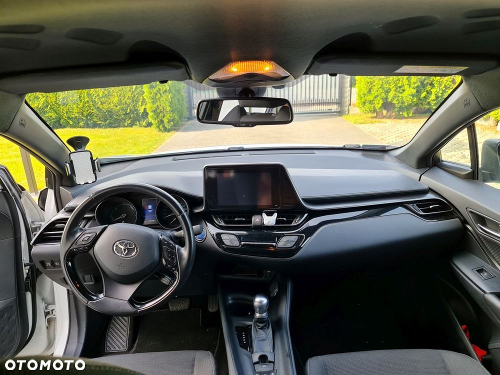 Toyota C-HR 1.8 Hybrid Dynamic - 12