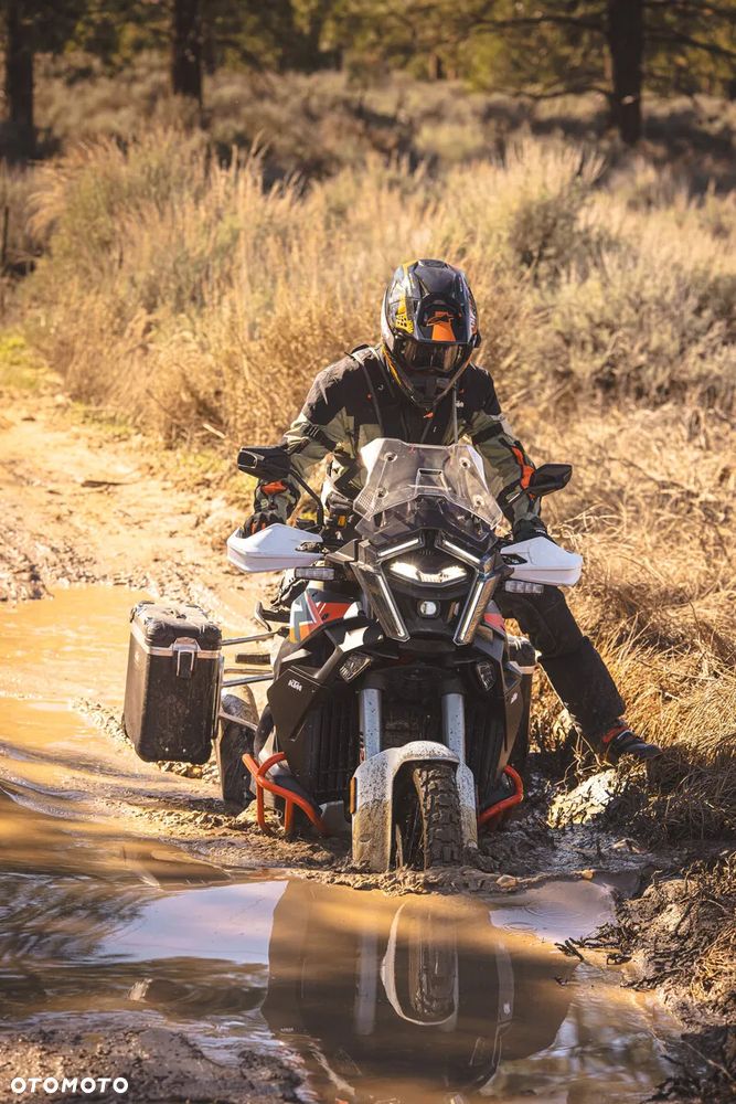 KTM Adventure - 8