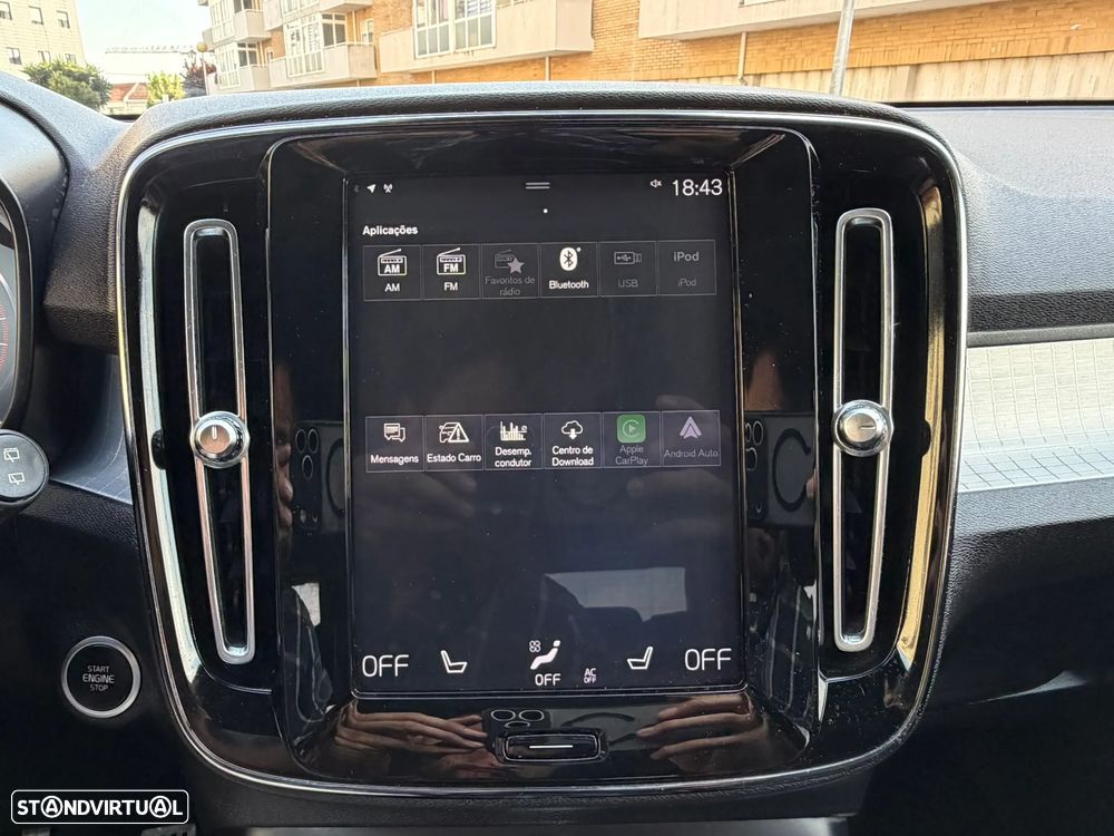 Volvo XC 40 T3 Momentum - 31