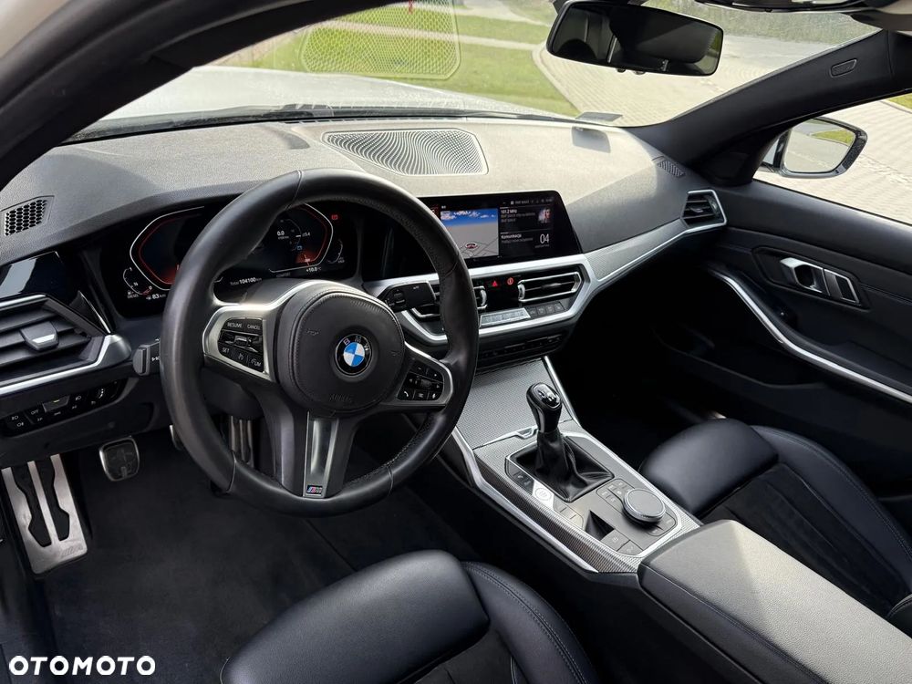 BMW Seria 3 318d M Sport - 10