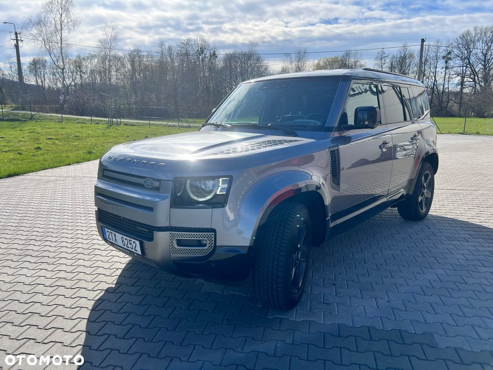 Land Rover Defender 3.0 D250 mHEV X-Dynamic SE - 2