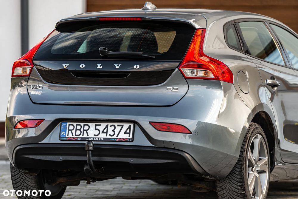 Volvo V40 D2 Momentum - 10