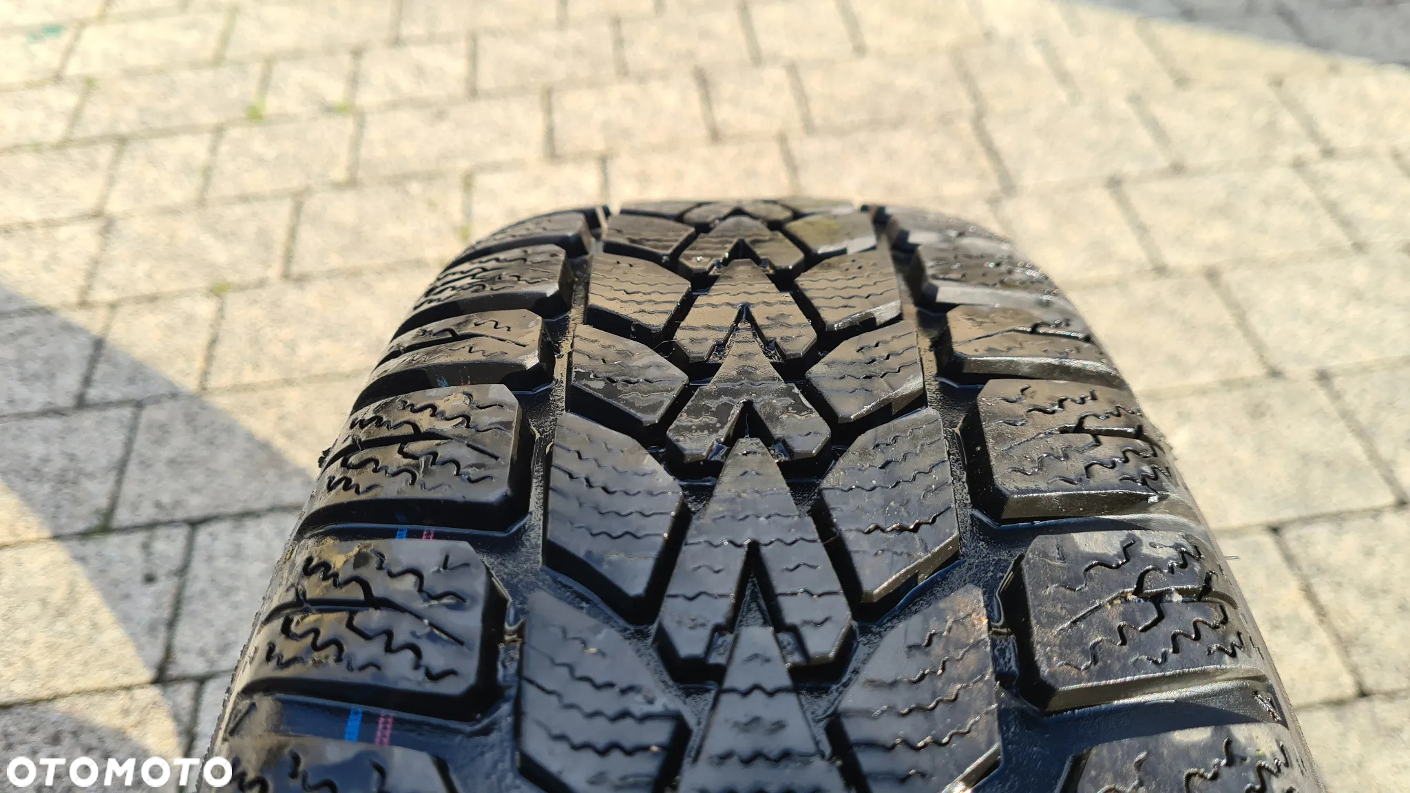 1 Sztuka Opona Zimowa 175/65R14 82T Dunlop Winterresponse 2 - 3