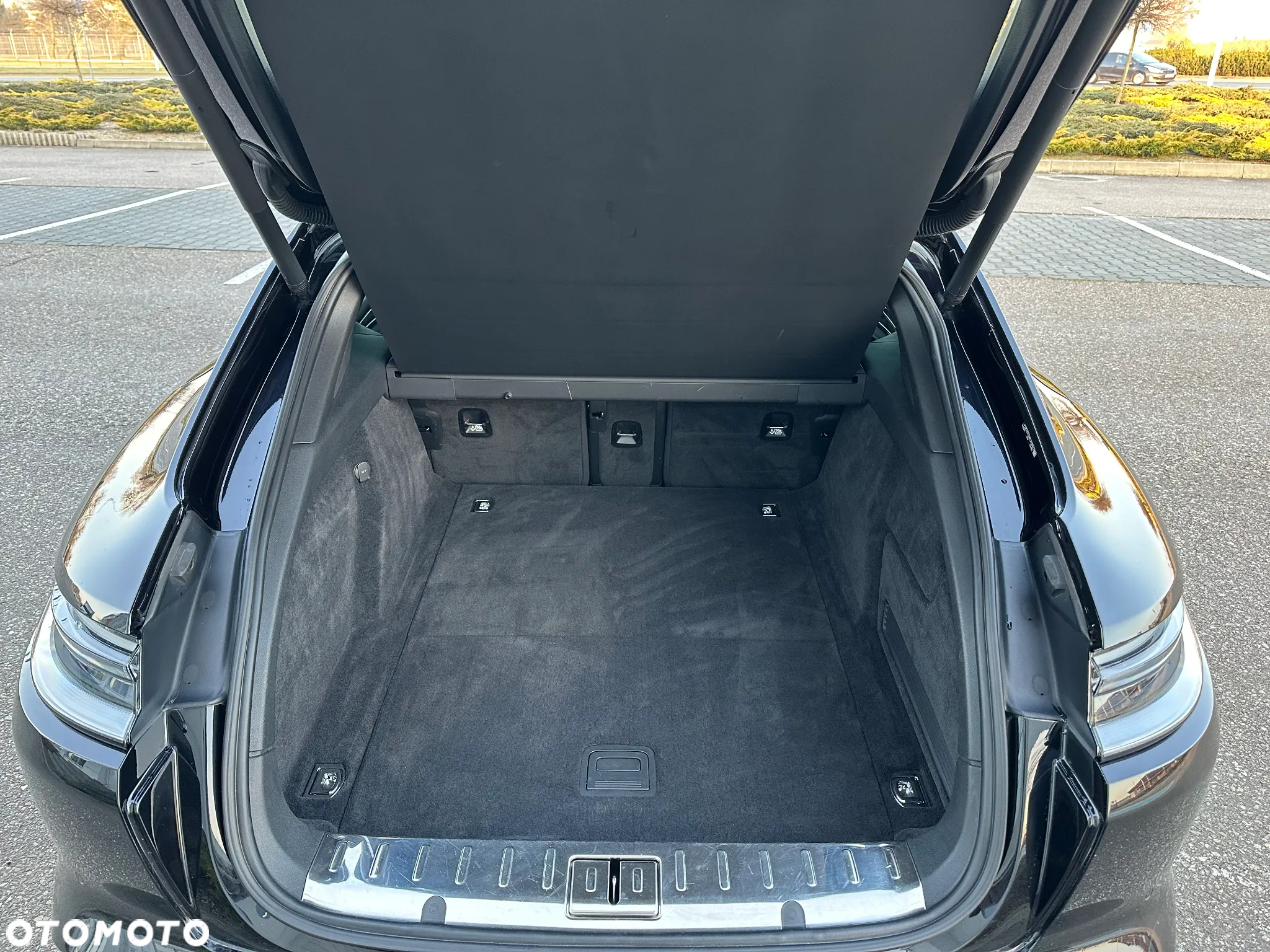 Porsche Panamera 4 E-Hybrid Sport Turismo Platinum Edition - 29
