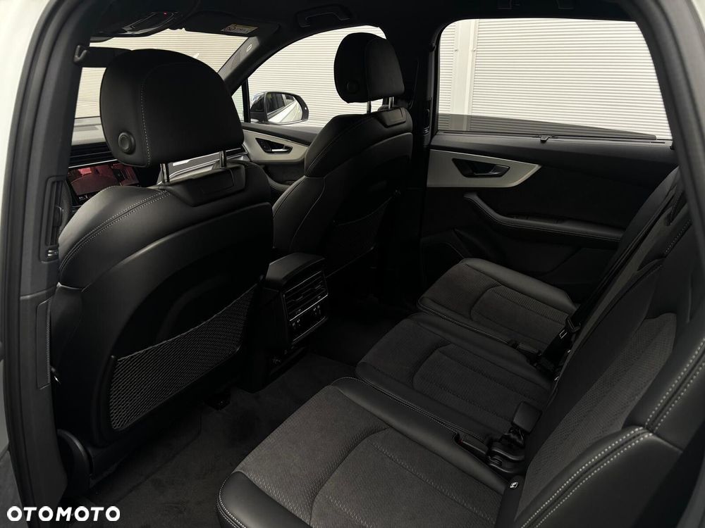 Audi Q7 - 24