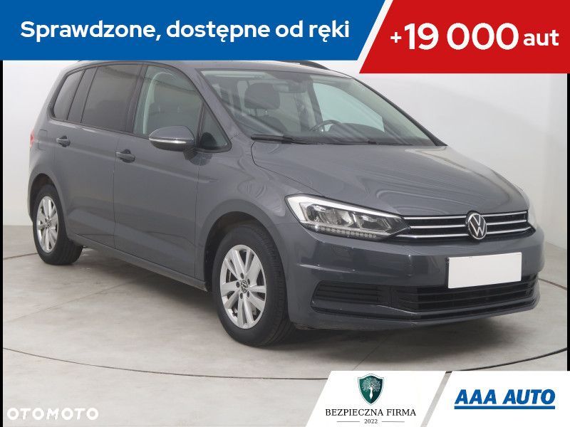 Volkswagen Touran - 1