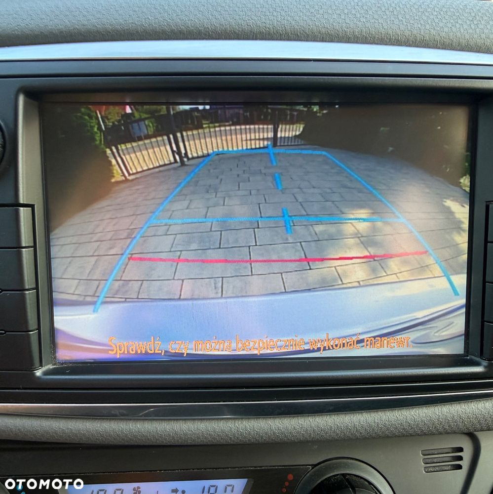 Toyota Yaris - 18