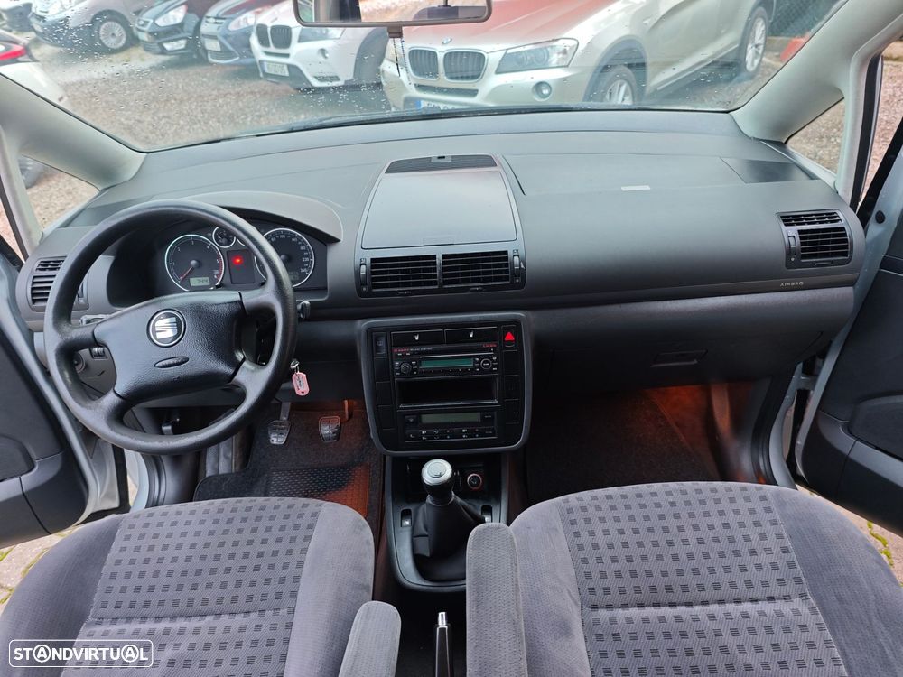 SEAT Alhambra 1.9 TDi Reference - 12