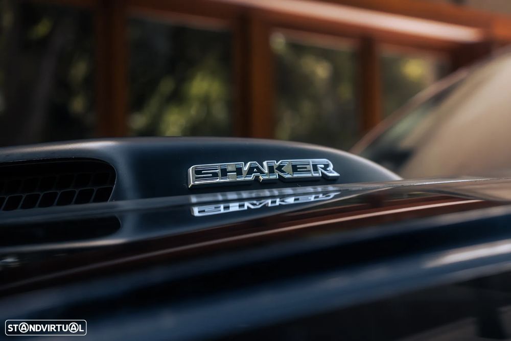 Dodge Challenger - 4