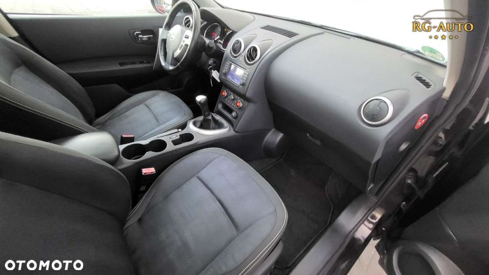 Nissan Qashqai - 24