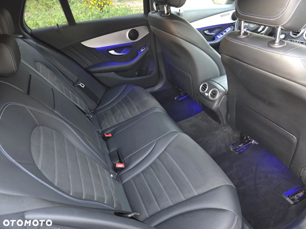 Mercedes-Benz Klasa C 220 d 9G-TRONIC Night Edition - 8