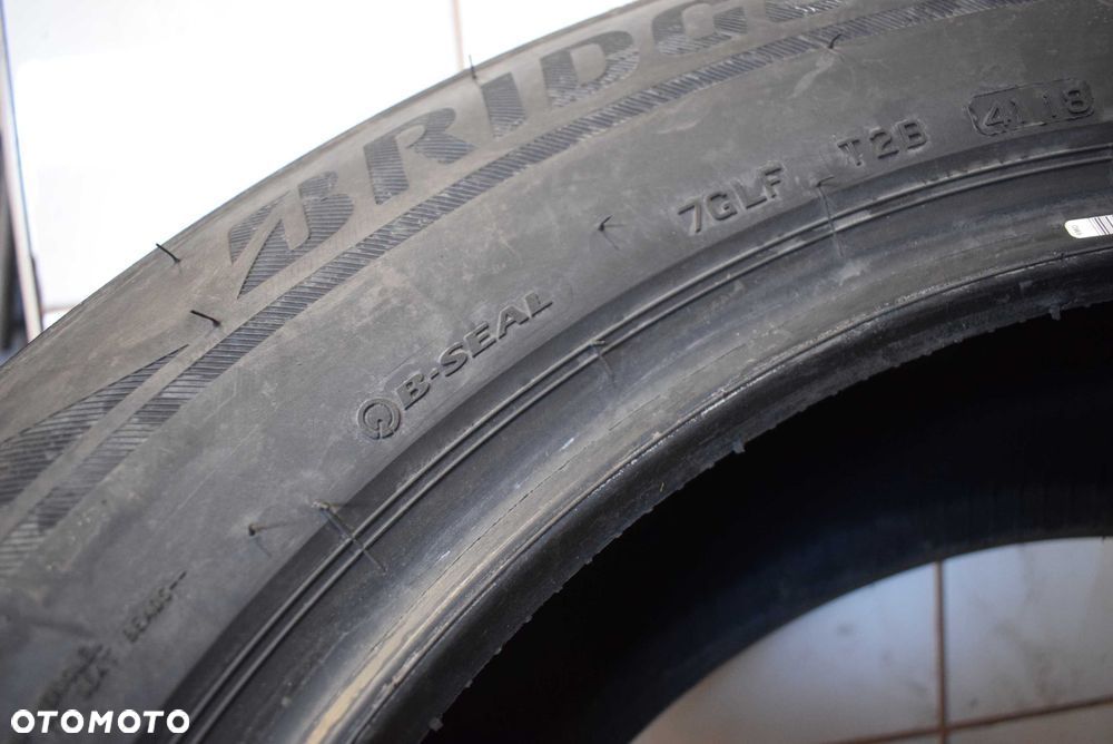 R17 215/65 Bridgestone Blizzak LM001 B-Seal - 7