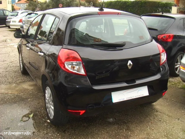 Renault Clio 1.2 16V Dynamique Luxe - 25