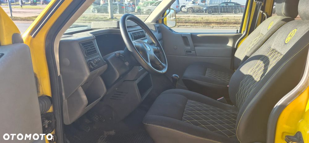 Volkswagen Multivan D - 26