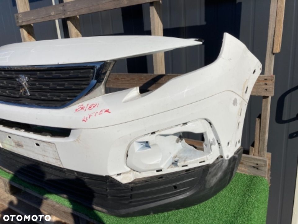 Peugeot Rifter 18- zderzak przedni - 2