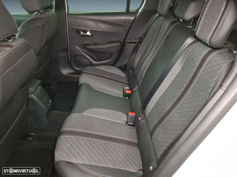 Peugeot 208 1.2 Hybrid Allure e-DCS6 - 14