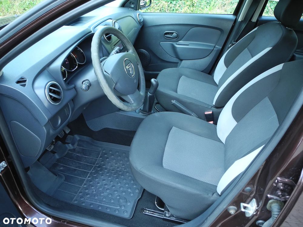 Dacia Sandero - 10