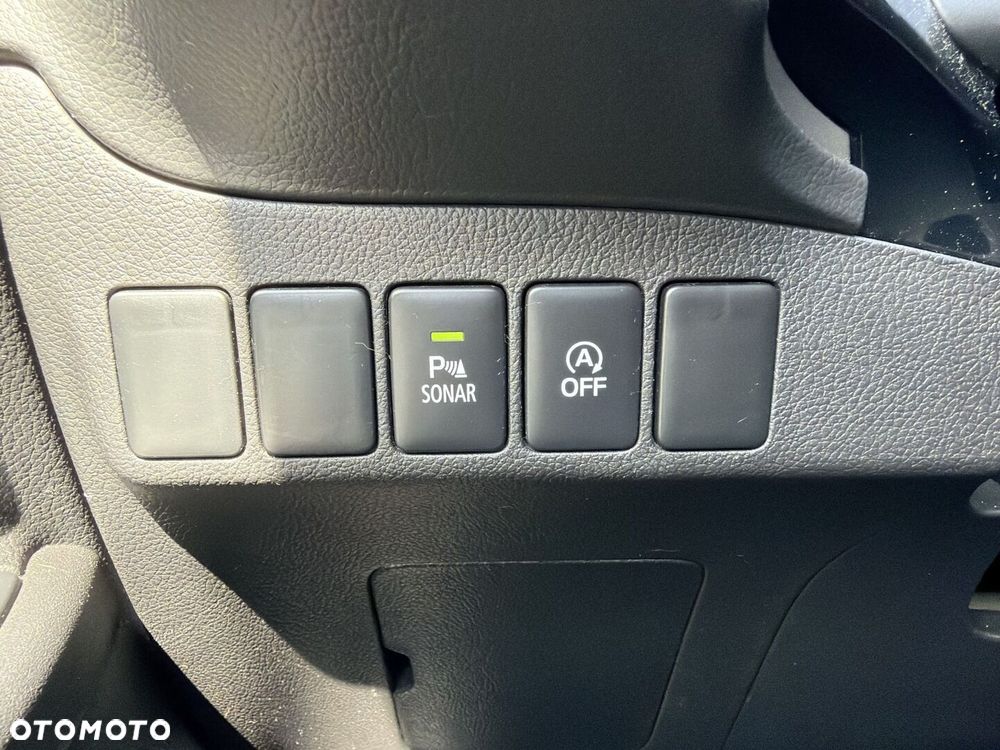 Mitsubishi Outlander 2.0 Intense 4WD CVT - 23