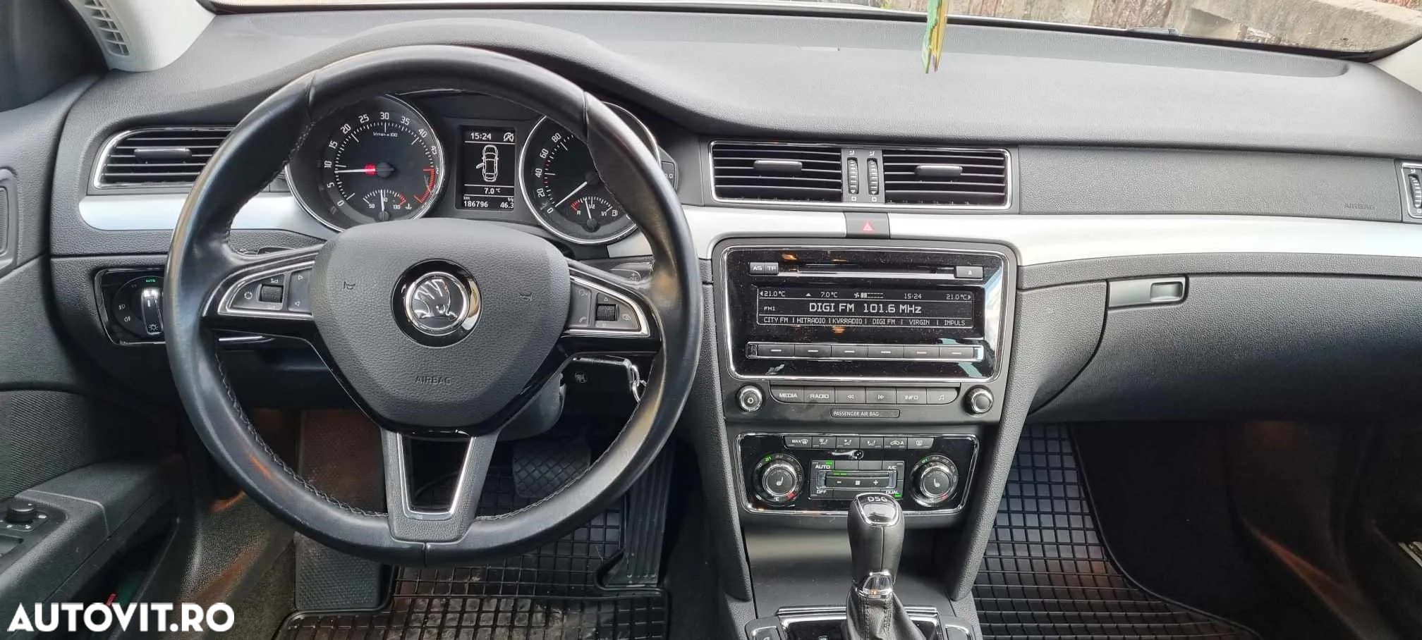 Skoda Superb 2.0 TDI DSG Elegance - 12