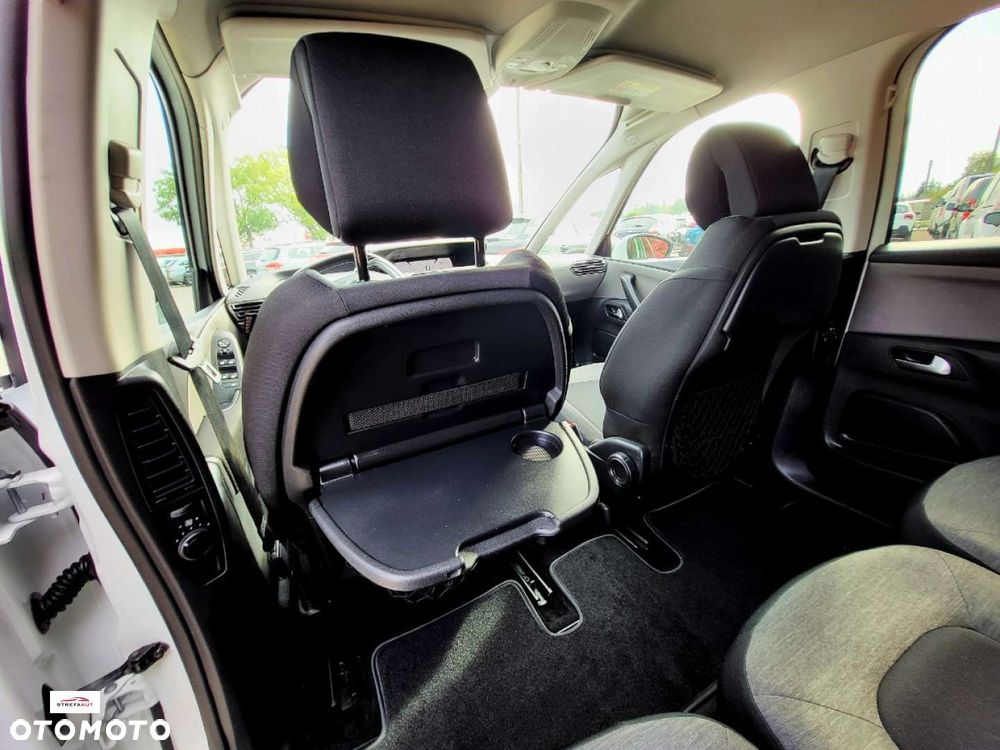 Citroën C4 Grand Picasso - 15
