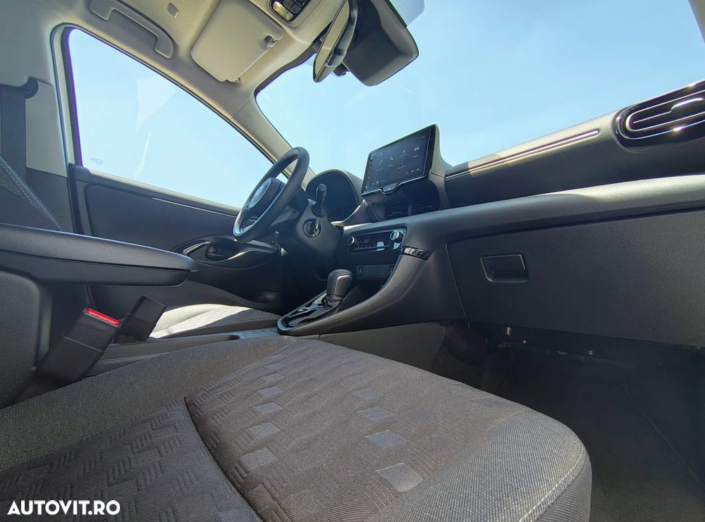 Toyota Yaris - 9
