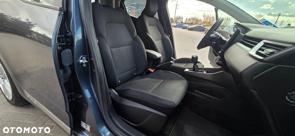 Renault Clio TCe 100 BUSINESS EDITION - 33