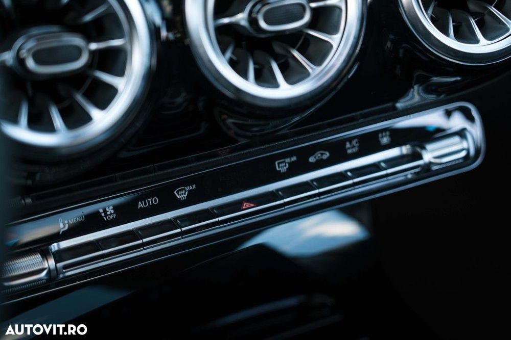 Mercedes-Benz A - 20